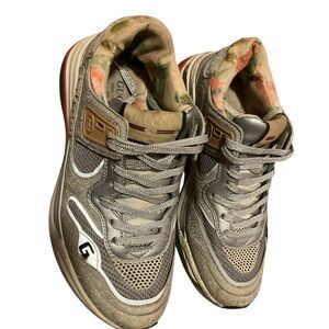 Gucci Silver Sneakers with Floral Lining